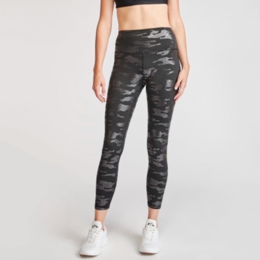 Glyder Star Black Metallic Camo High Power Legging High Rise 7/8 Size Small